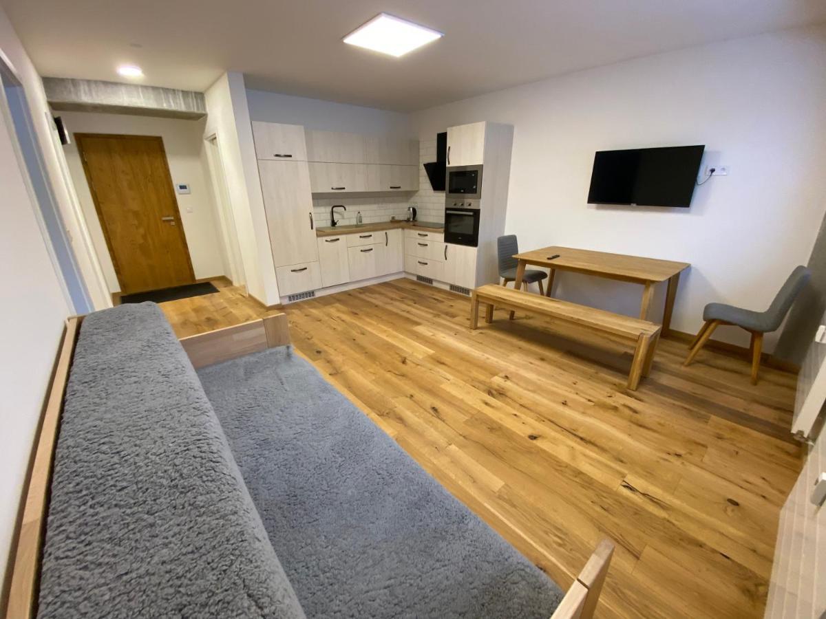 Wellness Apartman Pila 克维尔达 外观 照片