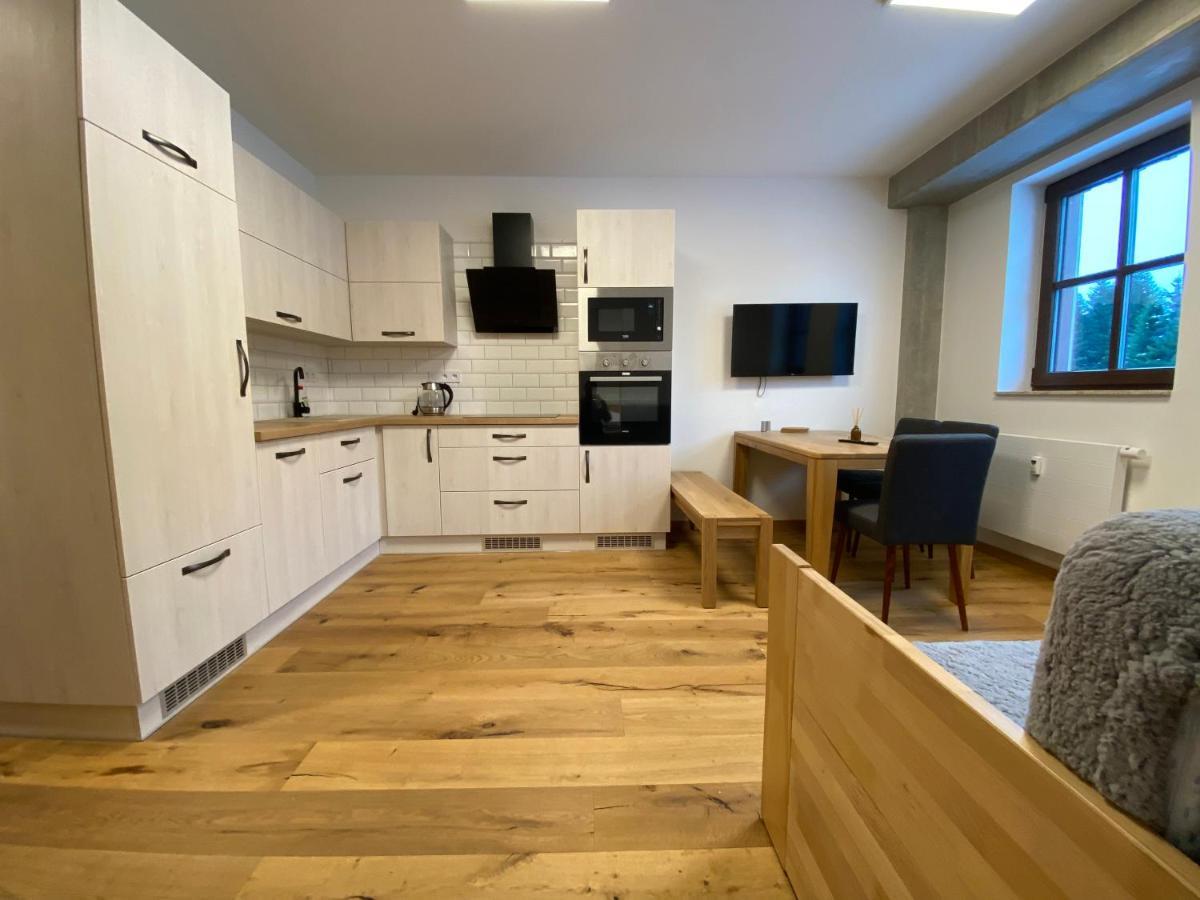 Wellness Apartman Pila 克维尔达 外观 照片